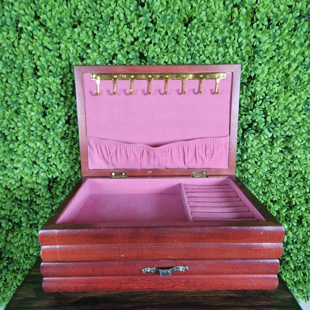VTG Floral Tapestry Wooden Jewelry Box Cherry Finish Scalloped Ring Organizer